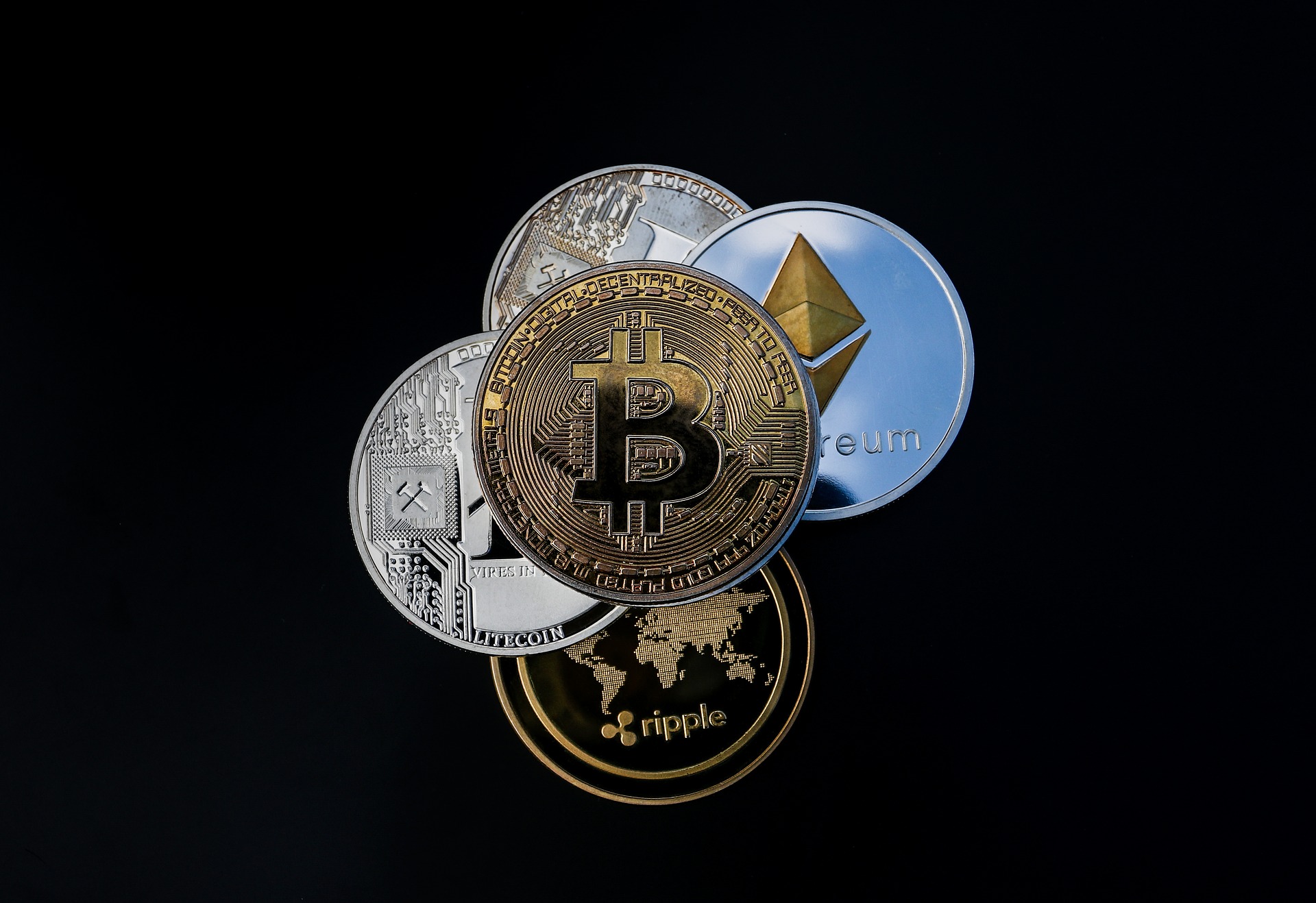 Foro Económico Mundial busca hacer las criptomonedas más comprensibles para las personas y ofrece una visión general de las mismas en un informe
