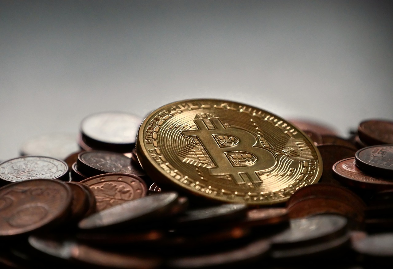 Mencionando vínculos con el lavado de dinero, la presidenta del Banco Central Europeo solicita una regulación global de Bitcoin