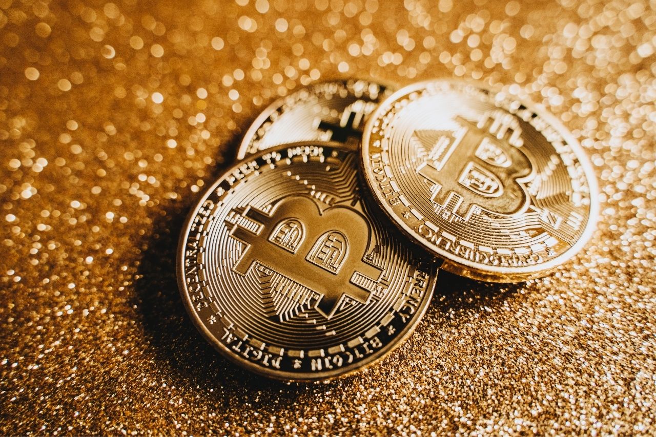 MicroStrategy ahora tiene más de 125 mil bitcoins tras realizar su primera compra en 2022 de la criptomoneda